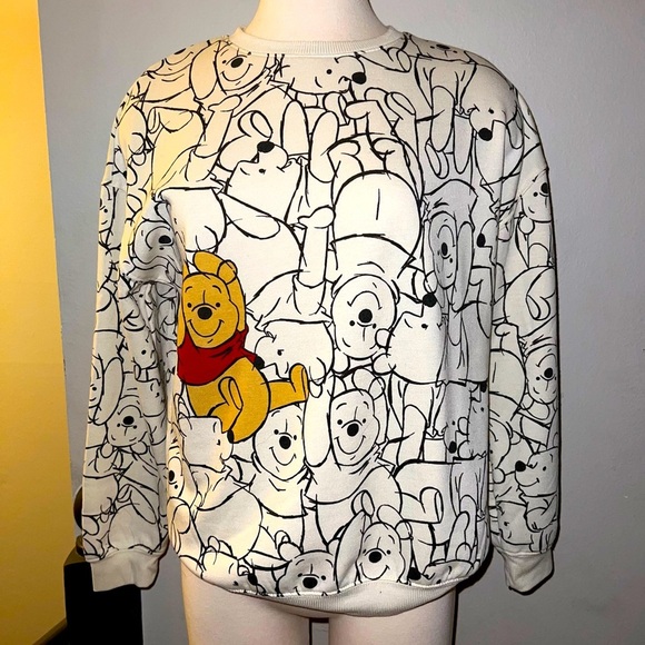 Disney Winnie the Pooh Sweatshirt Women’s Small White Allover Graphic Print - Picture 1 of 6